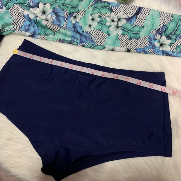 Long sleeve swim wear set - Picture 2 of 3